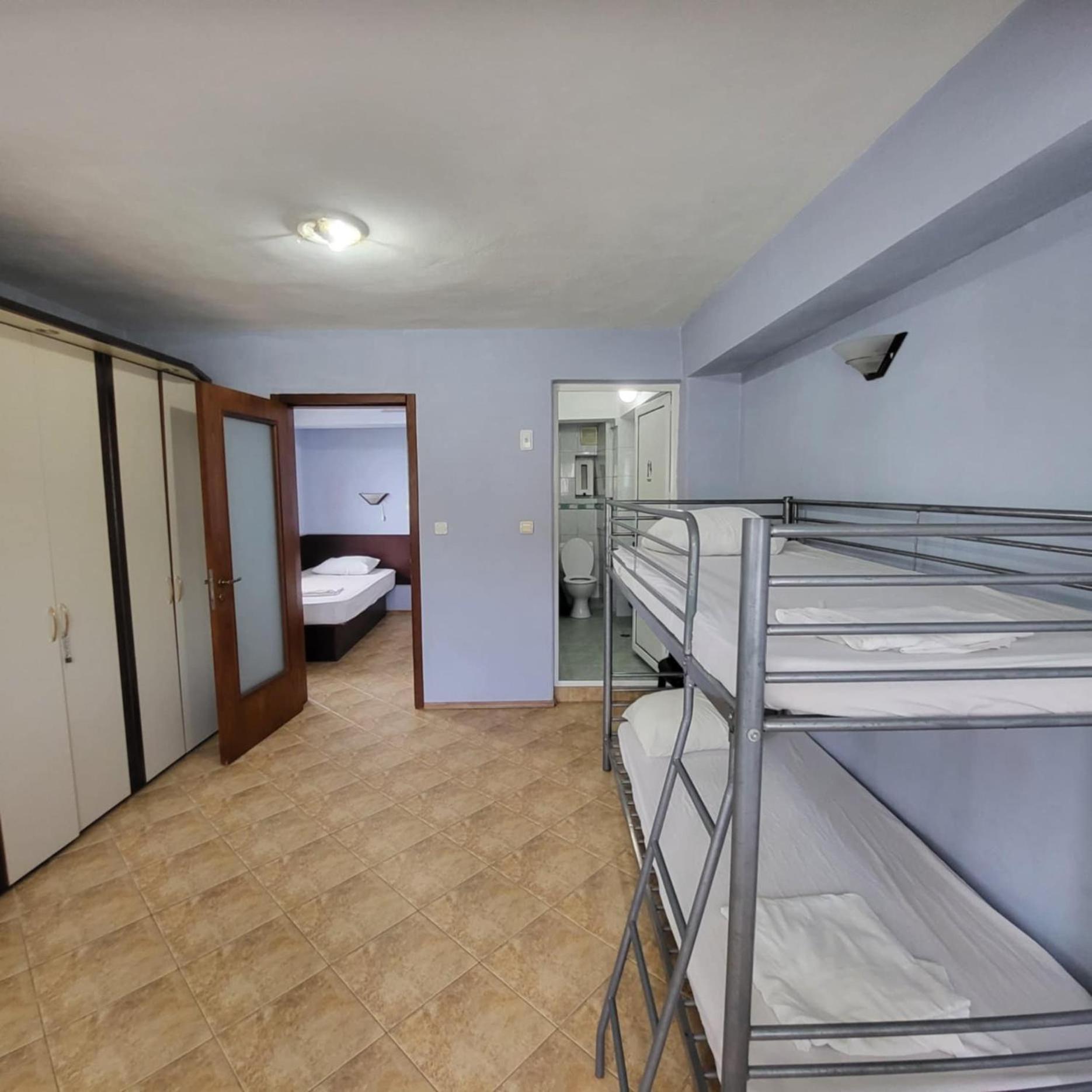 Hostel Varna Botanika Екстер'єр фото